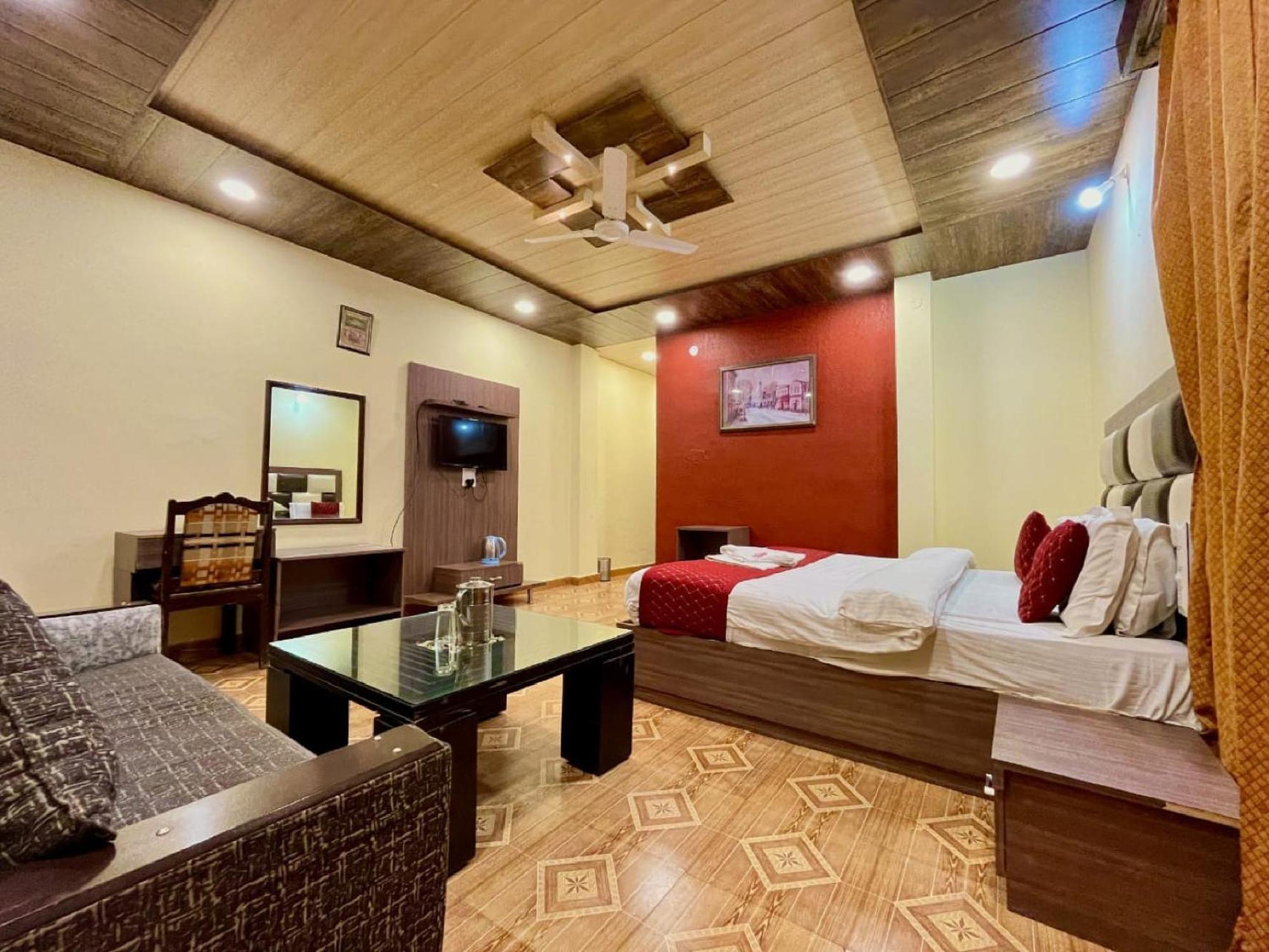 Sparkle Star Resort Khajjiar Exterior photo